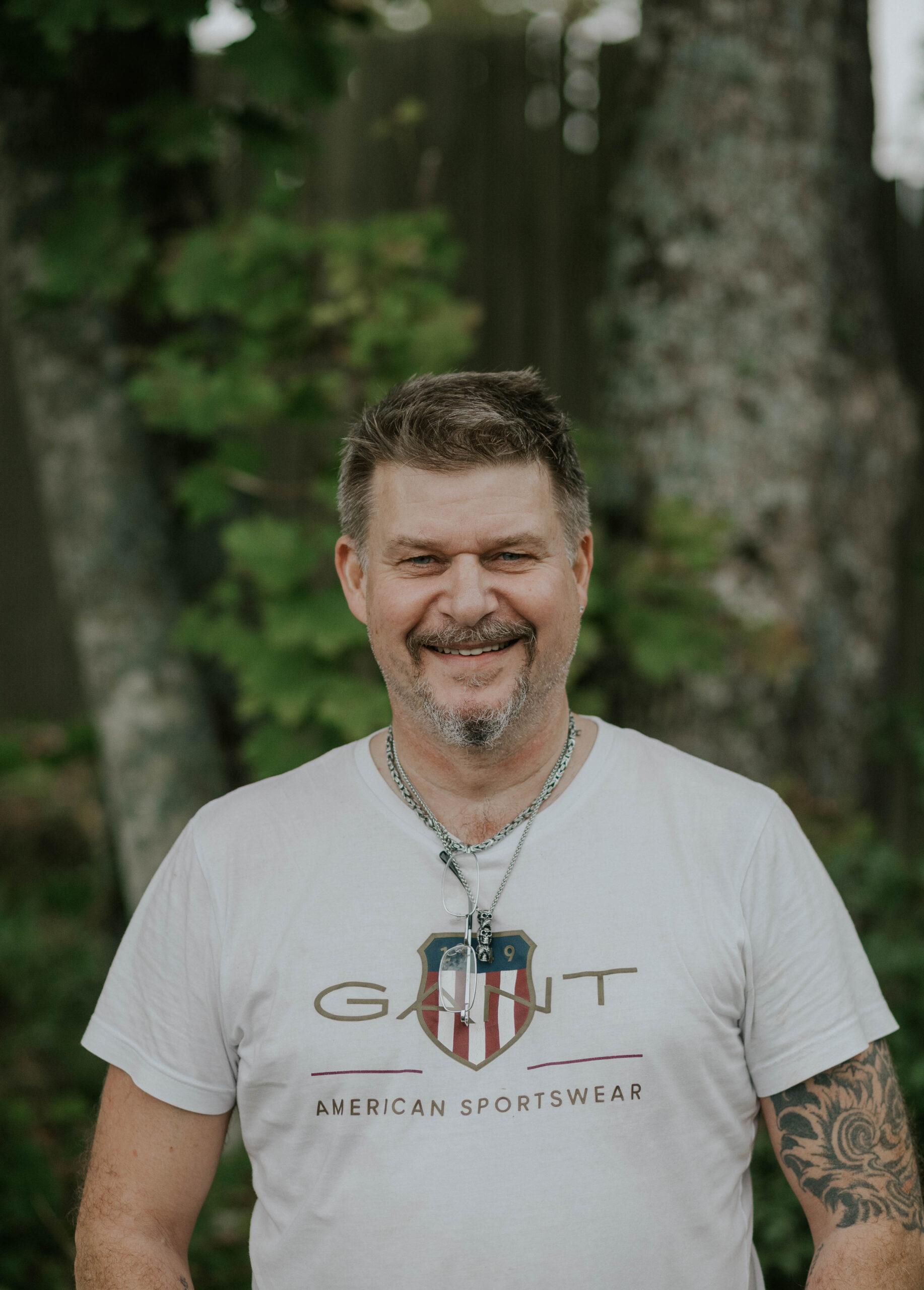 Cliff-Richo Holten